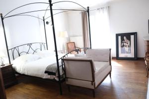 Villas Typical farm with private pool close to the Ventoux 8 persons : photos des chambres