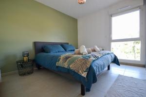 Appartement Uzès, piscine, climatisation, parking privé