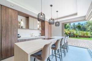 Villa Jylloue Modern 6 chambres , 2 minutes from royal golf club