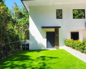 Kiddie Hostel 13A2-kids and pets friendly