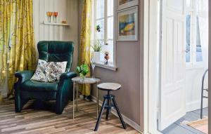 2 Bedroom Lovely Home In Liatorp