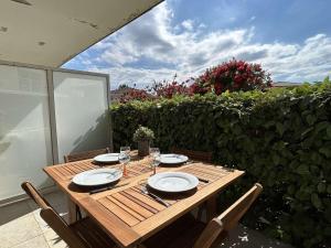 Appartements Appartement climatise, 2 pieces, piscine, terrasse, parking prive, proche port - Gruissan - FR-1-229-372 : photos des chambres