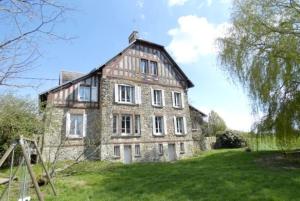 Peaceful countryside retreat - full of character