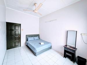 EasyStay Hostel