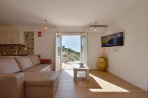 Elegant House with Pool in Alcaudete