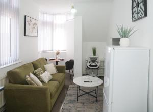 Affordably Elegant Apartments close to Coop live, Etihad Stadium and Manchester City centre