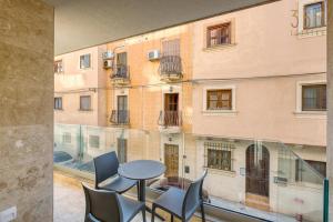 Rooftop Pool Sensations Apartmentswith WIFI and AC by 360 Estates