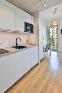 Kasprzaka 29 Bliska Wola Tower By Perfect Apart