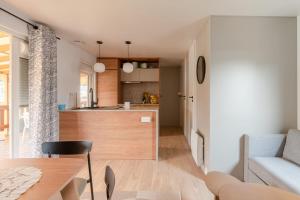 Maisons de vacances Mobil-home 40m avec jardin et piscine : photos des chambres