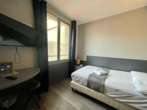 Hotels Hotel De Paris : photos des chambres