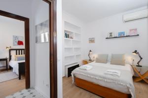 C92 - Rustic Two Bedrooms Apartment with Terrace