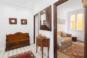 C92 - Rustic Two Bedrooms Apartment with Terrace