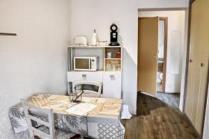 Appartements Studio lumineux au coeur d-Aix-les-Bains : photos des chambres