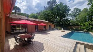 Maisons de vacances Le Bois de la Hutte - Piscine privee : photos des chambres