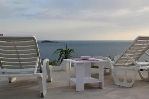 Apartments Nika Mlini - Zavrelje