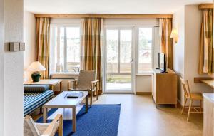 Awesome Home In Hok With Wifi