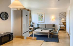 Nice Home In Hok With Wifi