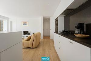 James Ensor Zon - beach fun in Oostduinkerke