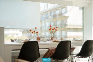 James Ensor Zon - beach fun in Oostduinkerke