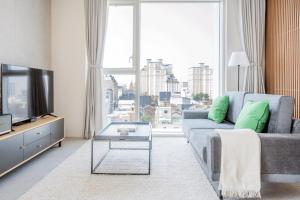 Blueground ID21 Nonhyeon City view AC SEL-21