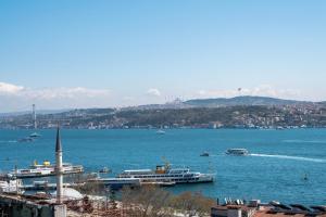 Stay Beyond the Bosphorus #4