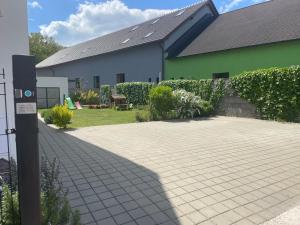 Celý dům + zahrada