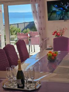 Modern villa with jacuzzi, beautiful sea view, near Split! Villa 36A