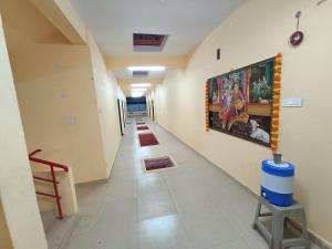 R K Lodge & Mini Function Hall