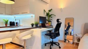 Feel Like Home at Old Town Studio