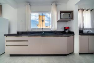 A106 - Apartamento de 02 dormitórios próximo à 4 Ilhas