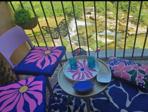 Da Caterina alla piccola cascata