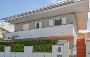 Lovely Apartment In Marina Di Modica