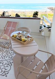 Studio Vue mer, Piscine, Wifi, Climatisation, Parking privé, Terrasse 1ère ligne - La Coulée Douce