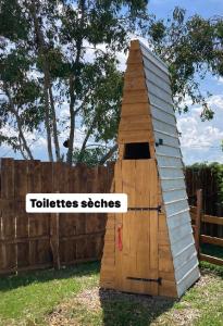 Campings Camping Syl-Vallee Western Village : photos des chambres
