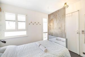 GuestReady - A glamorous sight over the city