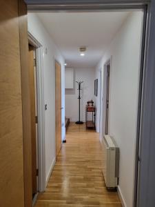 Large city centre 2 bedroom flat