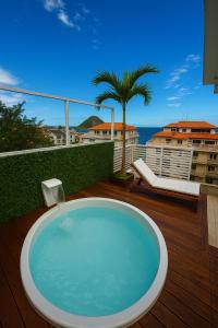 Cobertura com Piscina Aquecida ou Apartamento com Varanda