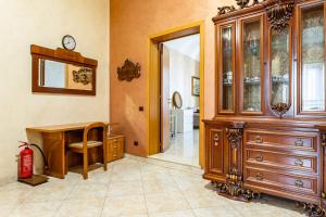 GuestHost - Center Apartment Catania