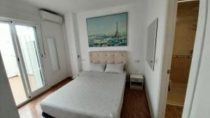 Apartment with parking 280 m from Los Locos beach