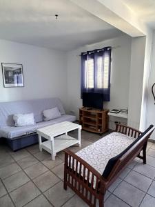 Edificio Francisco Borras, apto Elisa ET - 80 PL