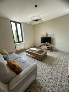 Appartements DANS LES ALPILLES - 2 chambres ST REMY : photos des chambres