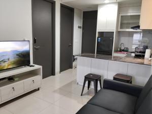 SeaView Batam Center