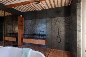 Appartements Triplex in an Hotel Particulier : photos des chambres