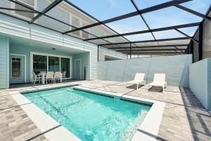 Indulge in Luxury Secret Hideaway in Clermont