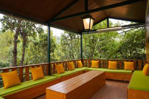 Apricot Luxury Tent Retreat in Majkhali