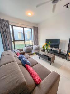 Midvalley Southkey Mosaic Bricktopia House JB Mosaic 2BR 8PAX