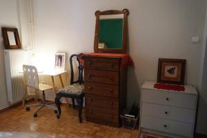 Retro private room in common apartment