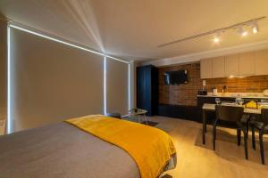 Modern lodging close to the Costanera Center