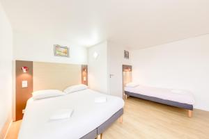 Hotels FASTHOTEL ROISSY CDG SUD - Claye Souilly : photos des chambres