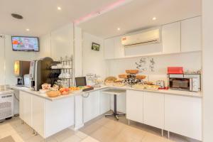 Hotels FASTHOTEL ROISSY CDG SUD - Claye Souilly : photos des chambres